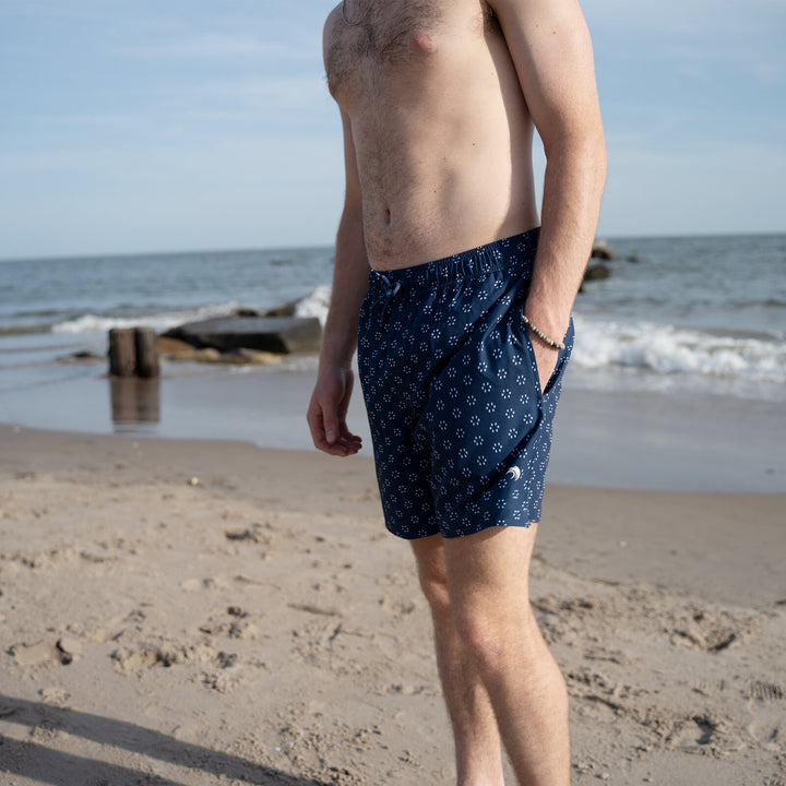 Dreamwave Men's 2-Pack Compression Liner Swim Trunks with Phone Pocket 7 inch Inseam Anti Chafing Navy Blue Floral