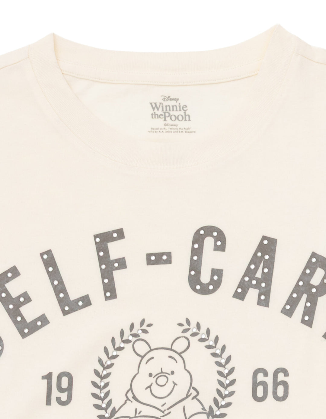 Disney Winnie the Pooh Women's Short Sleeve T-Shirt Off White