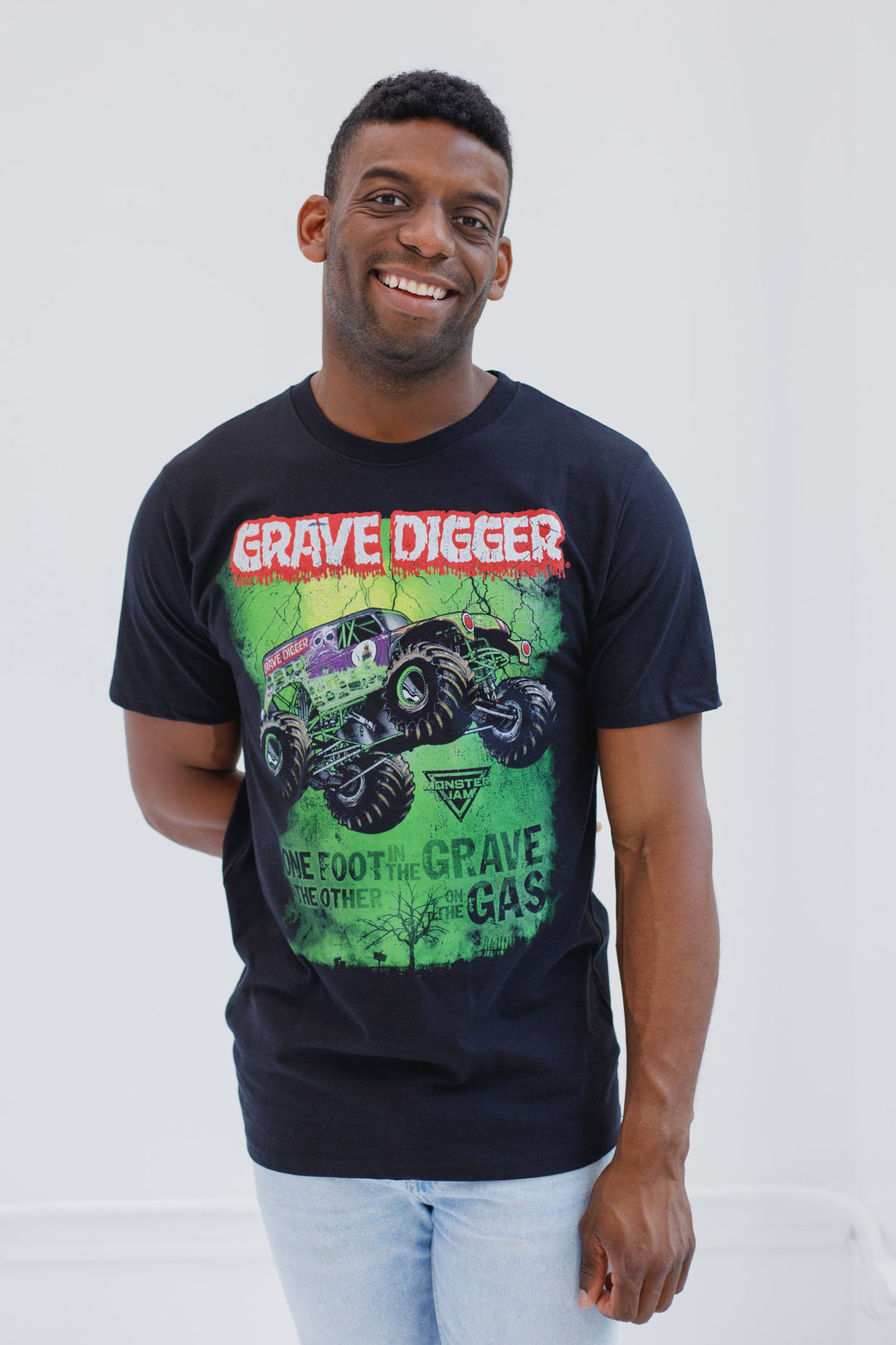 Monster Jam Grave Digger Men's Short Sleeve T-Shirt Jet Black