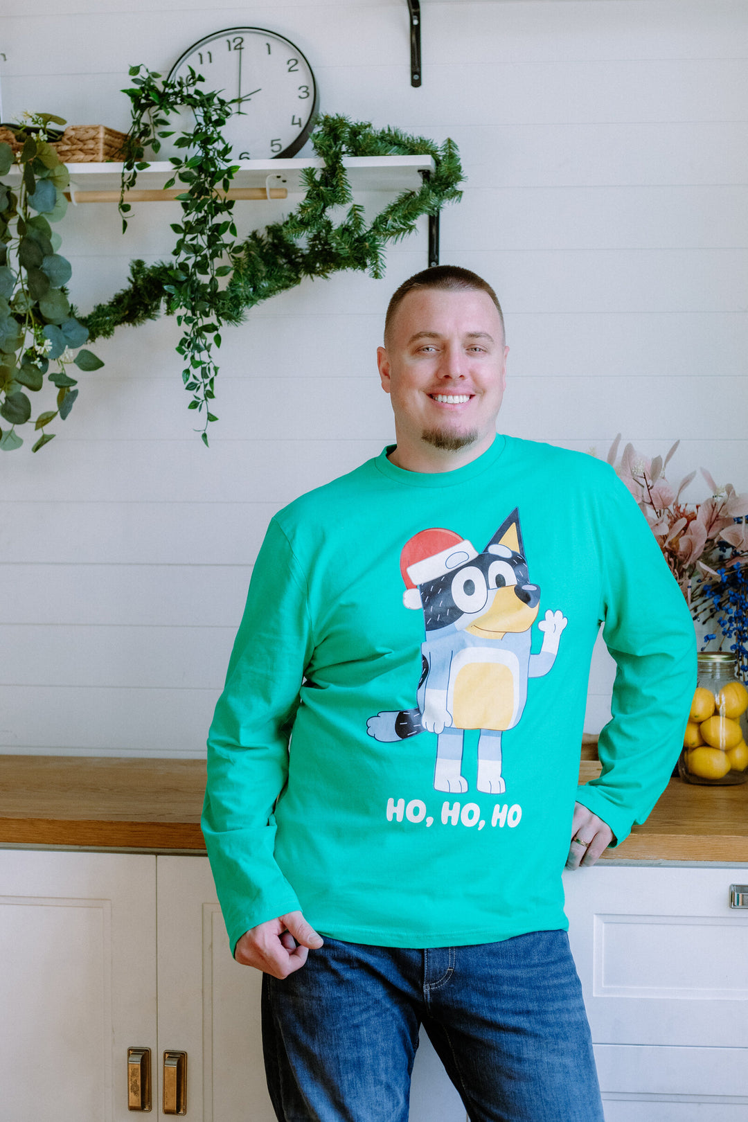 Bluey Bandit Dad Men's Christmas Long Sleeve Tee Forest Green