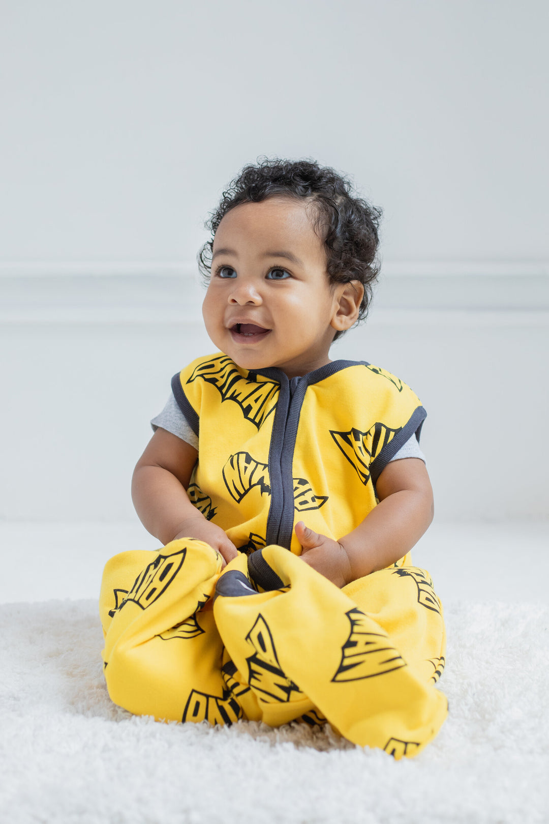 DC Comics Justice League Batman Sleeveless Sleep Sack Set Black Yellow
