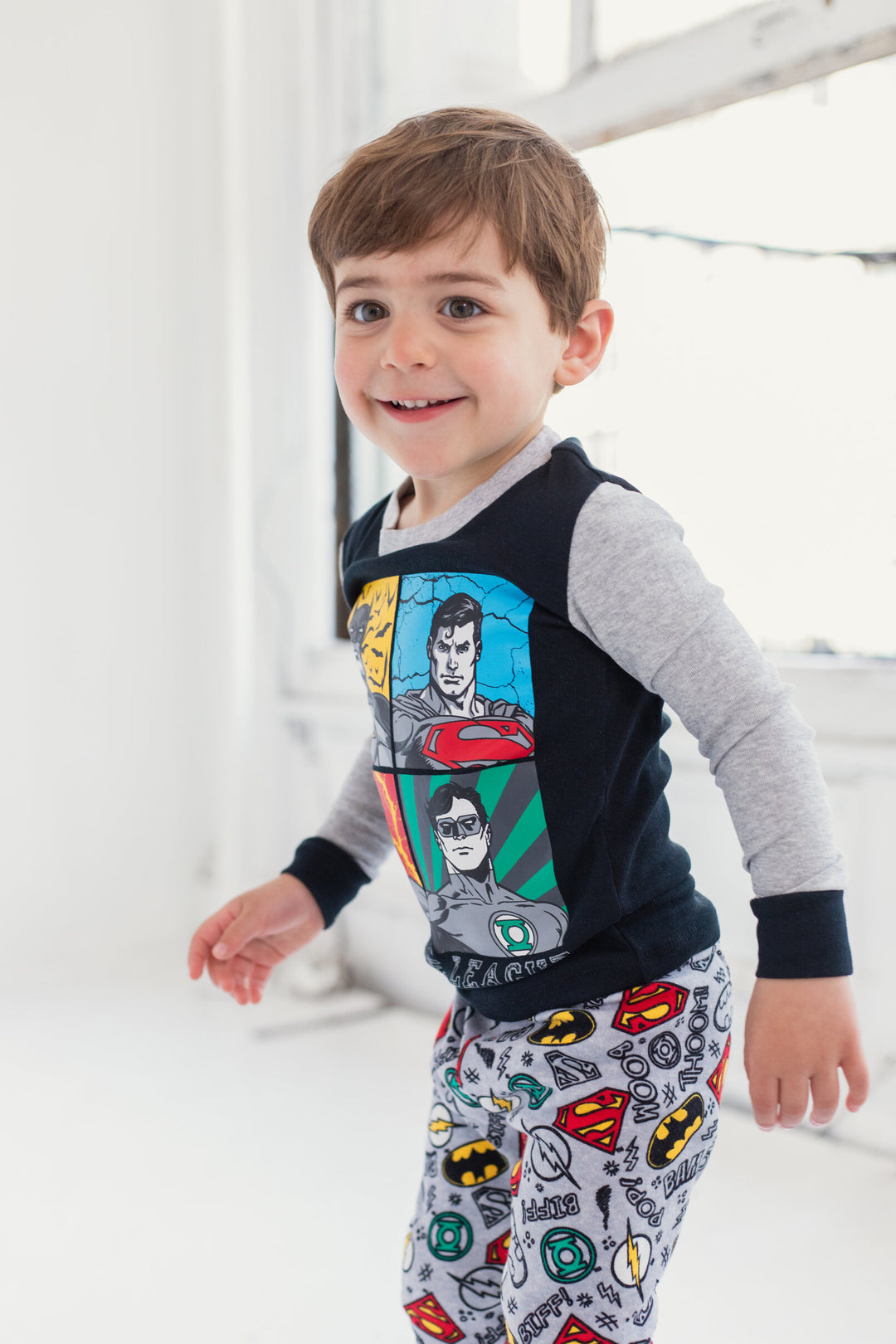 DC Comics Justice League Pullover Pajama Shirt and Pants Sleep Set