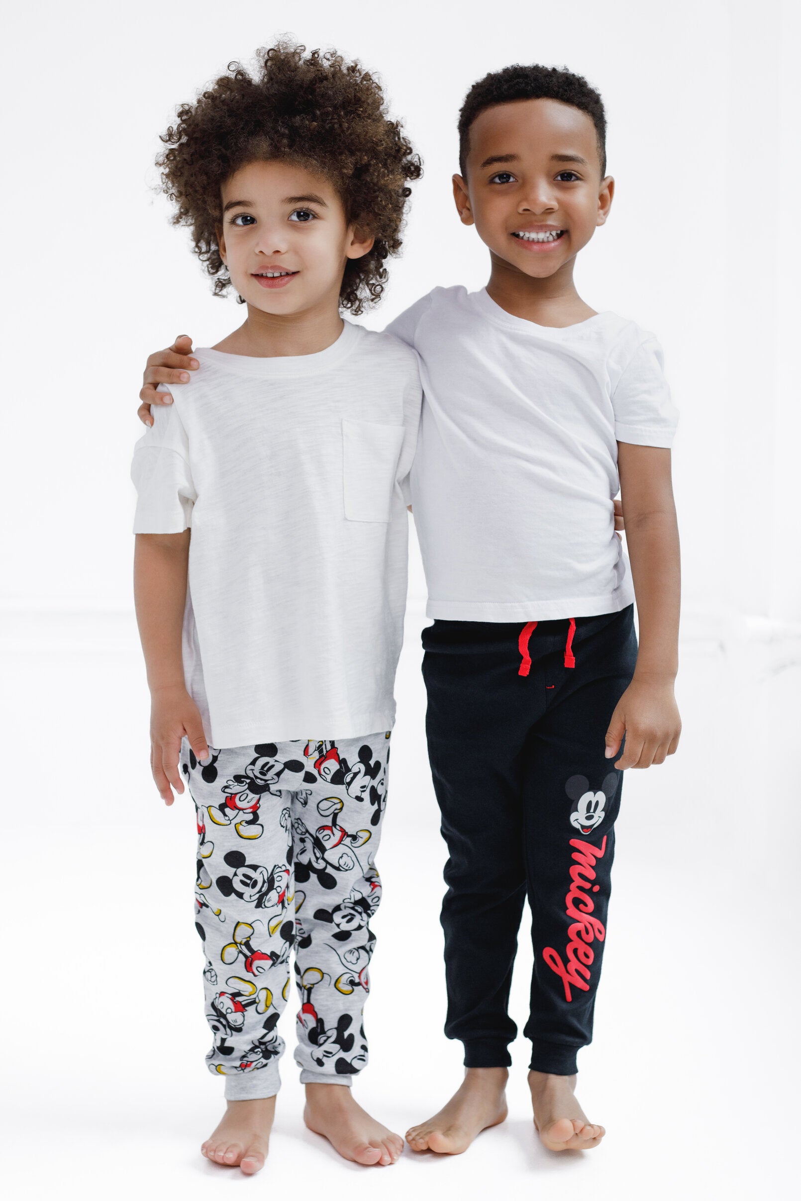 Pack de 2 pantalones jogger de Mickey Mouse | Ropa de bebé y niños