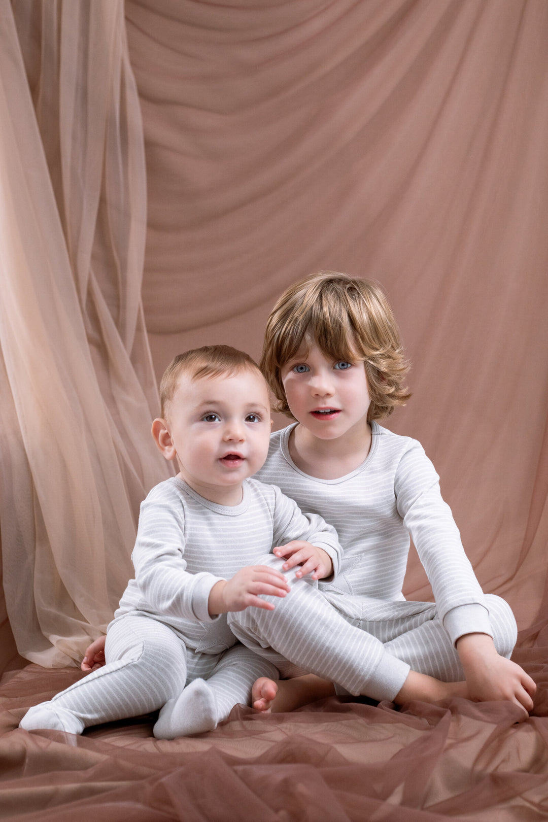 Cozeeme Loungewear 2-Piece Tee and Pants Set Beige Star Stripe