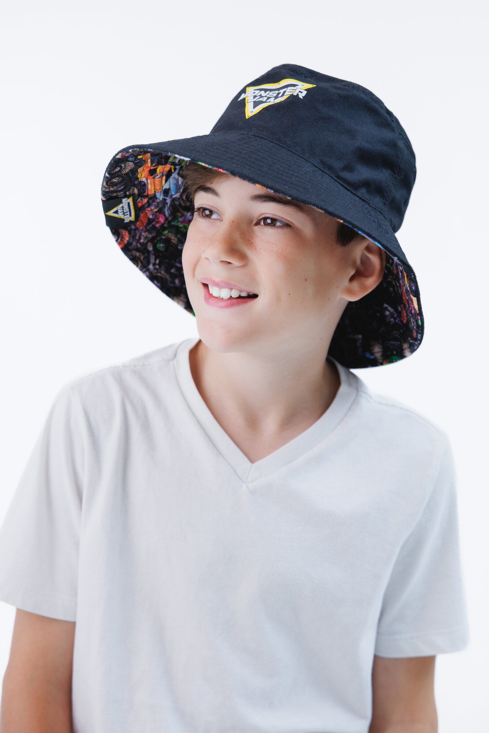 Yakiyu BABYMONSTER CHOOM BUCKET HAT SSCMMNWSHYTHRVSBLBuckethat4655
