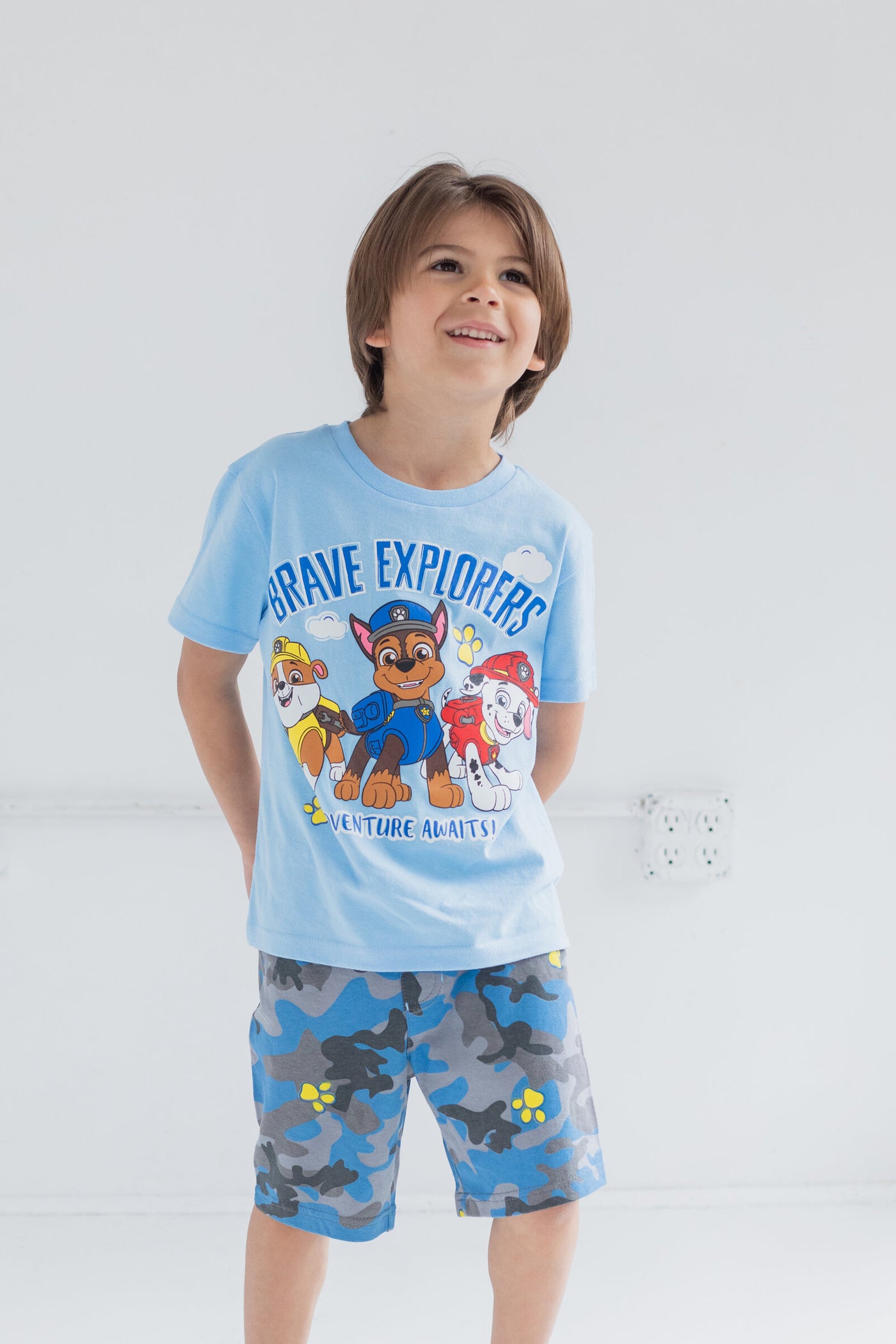 Camiseta con gráfico de la Patrulla Canina y pantalones cortos de felpa francesa