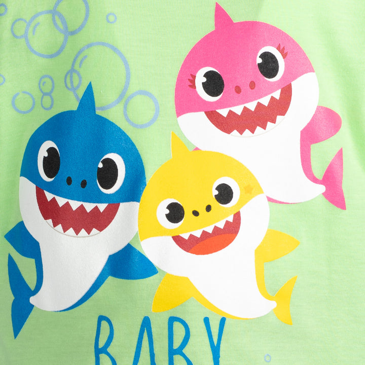 Conjunto de camiseta Pinkfong Baby Shark y pantalones cortos de felpa francesa