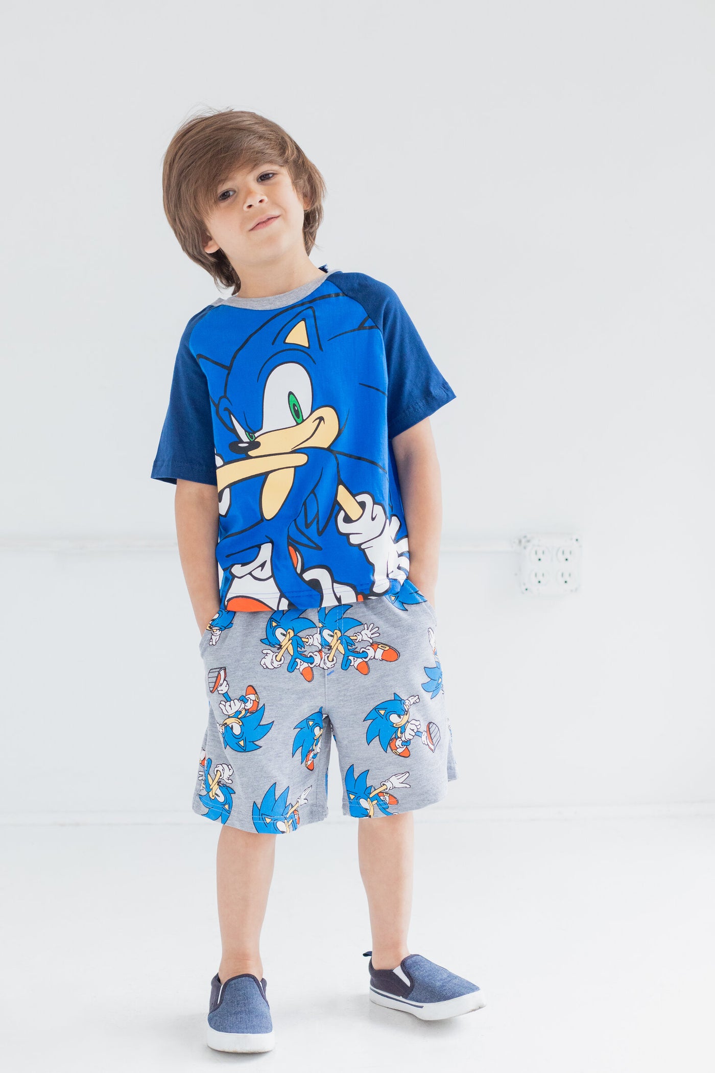 Conjunto de camiseta y pantalones cortos de Sonic the Hedgehog de SEGA