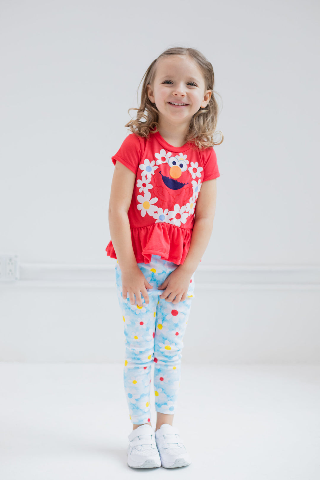 Sesame Street Elmo Graphic T-Shirt & Leggings