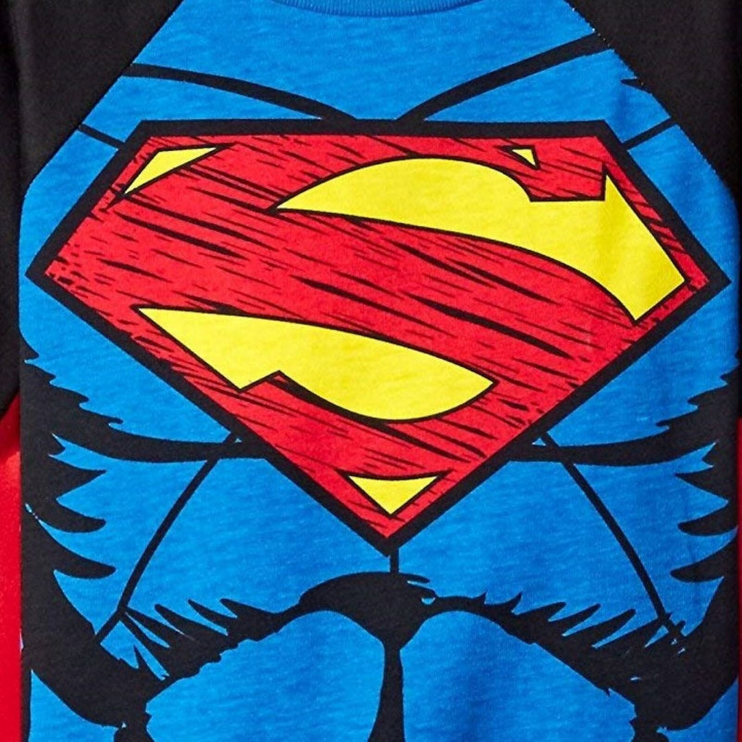 Warner Bros. Justice League Superman Cosplay T-Shirt and Cape