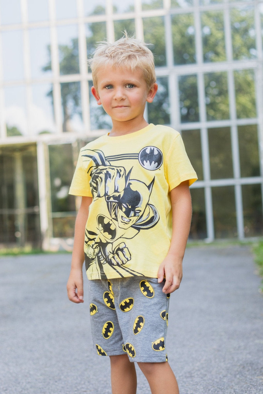 DC Comics Batman Graphic T-Shirt & French Terry Shorts - imagikids