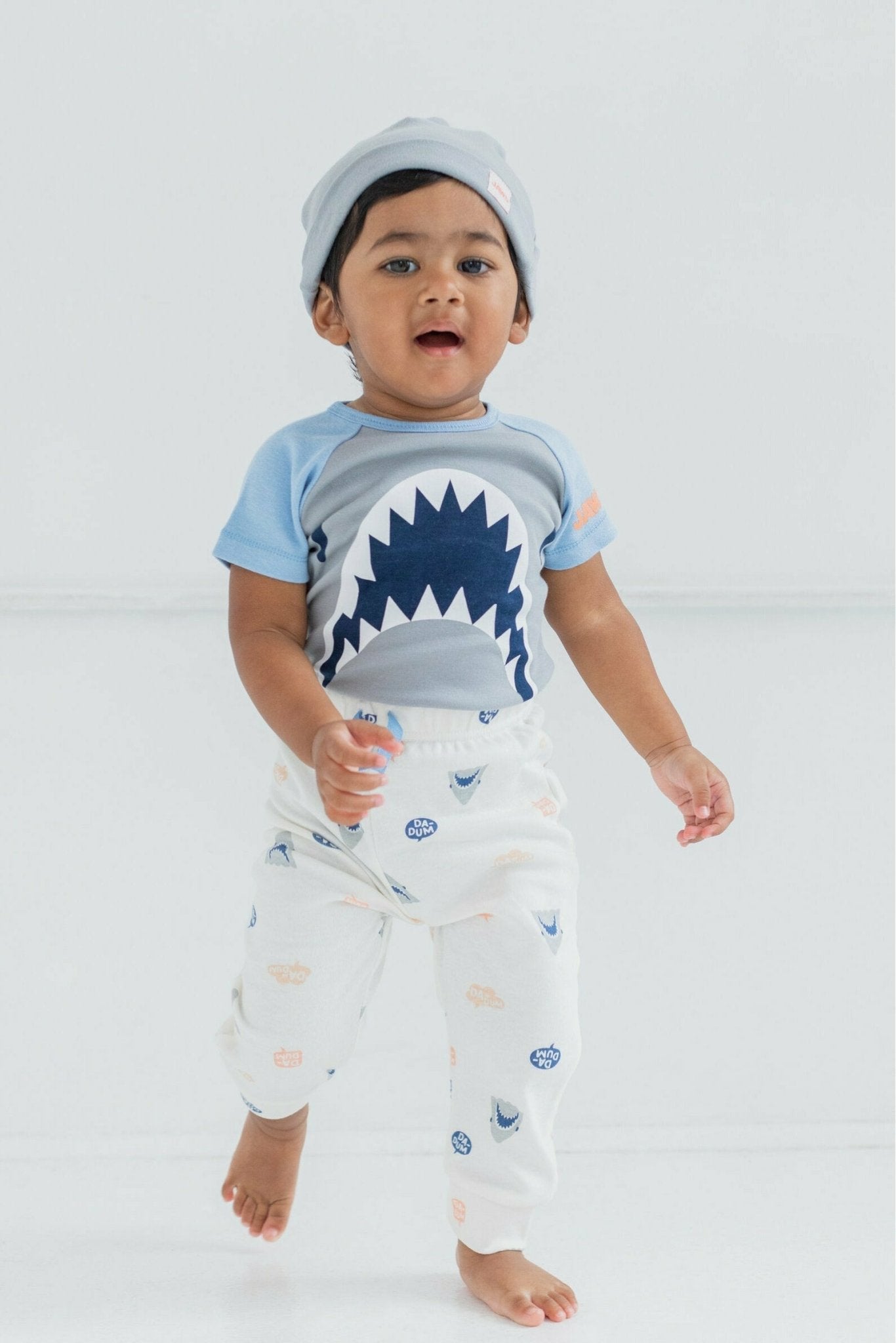 JAWS Shark 3 Piece Outfit Set: Bodysuit Pants Hat - imagikids